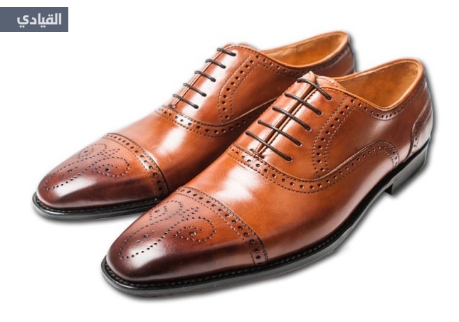 بالصور: تعرف على ضوابط وقواعد شراء الأحذية الكلاسيكية